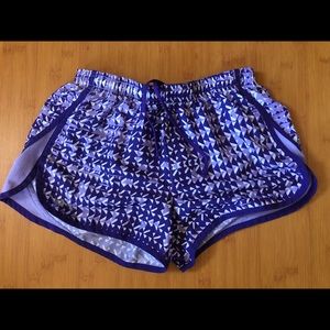 Underarmour athletic shorts